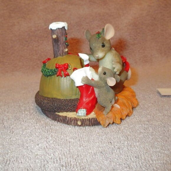 Charming Tails Christmas Stockings Were Hung Figurine Fitz And Floyd Holiday Box - Picture 1 of 12